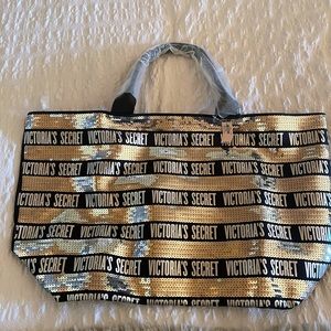 Victoria Secret Bag With a Cute Matching Wristlet